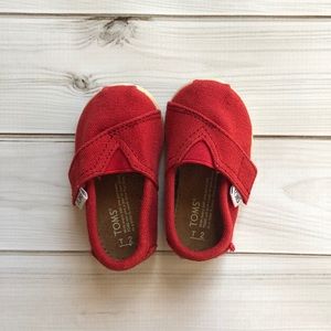 NWOB Toms Red Canvas Shoes Hard Sole Size 2
